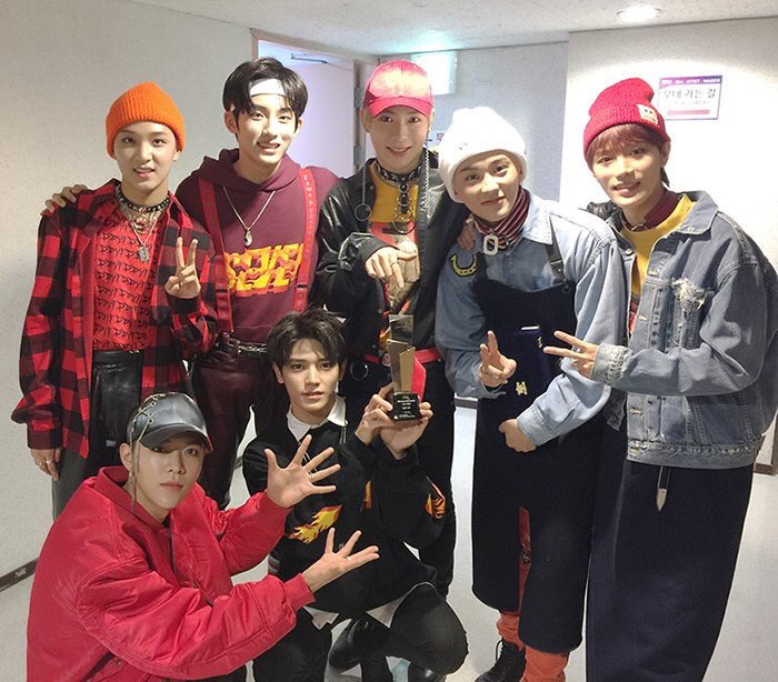 MINIROOKIES_TH's tweet photo. 161116 #NCT SMTOWN Official website update [From.NCT127] ข้อความจาก #NCT127 #MARK #HAECHAN  https://t.co/uyo1WuFD3t https://t.co/4BpruTr2R5