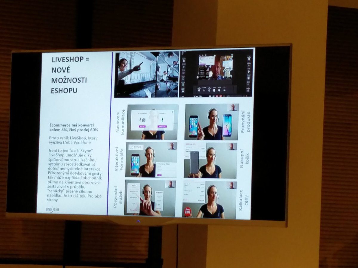 tyinternety's tweet photo. Tomáš @jindrisek inspiruje na #content2016 e-commercáky video liveshopem https://t.co/AQnoTrSEqD