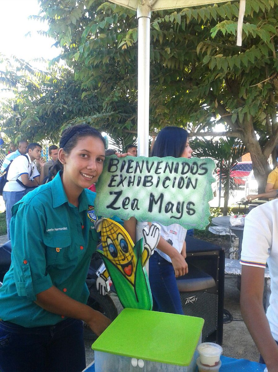 hernandezbrea08's tweet photo. #la mejor expo-feria https://t.co/ApvdnM8wFE