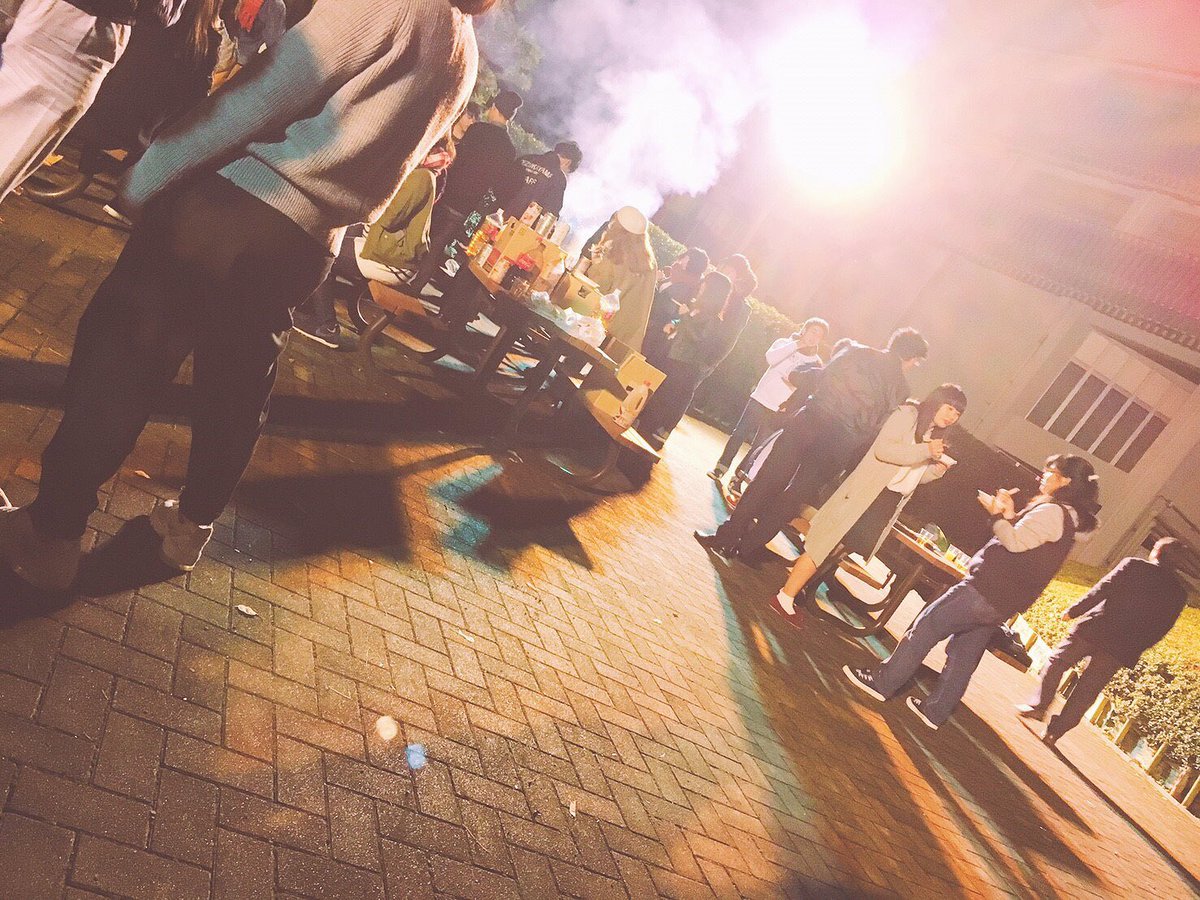 t_shima2's tweet photo. 酔ってるからってことにして
久しぶりにツイートします。

今日のオーキャンBBQ
めちゃくちゃ楽しかったです。
いちばん楽しんだ自信あります。
ハグのパワー感じました。
みんなありがとう。だいすき。∧( 'Θ' )∧ https://t.co/8gP0FXk9jy