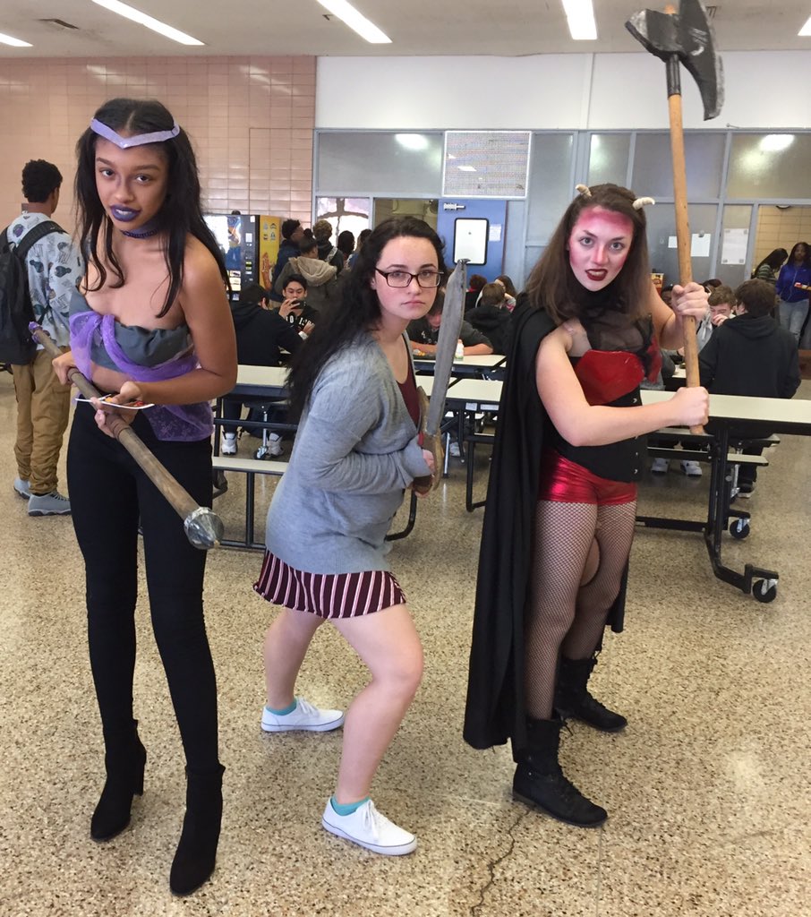 Actresses from She Kills Monsters performing all week/end at PHSCFA #ptap #patapscohs #workhardbenice