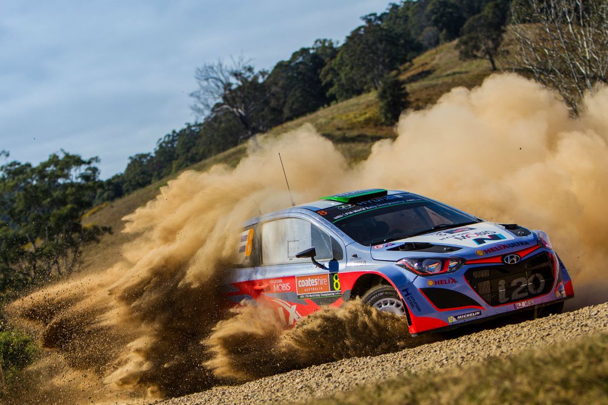 GpsWaterloo's tweet photo. Garmin est votre meilleur co-pilote, à moins que vous ne soyez plutôt branché #WRC https://t.co/AJgHXAY7bC https://t.co/NgnSrFTTkm
