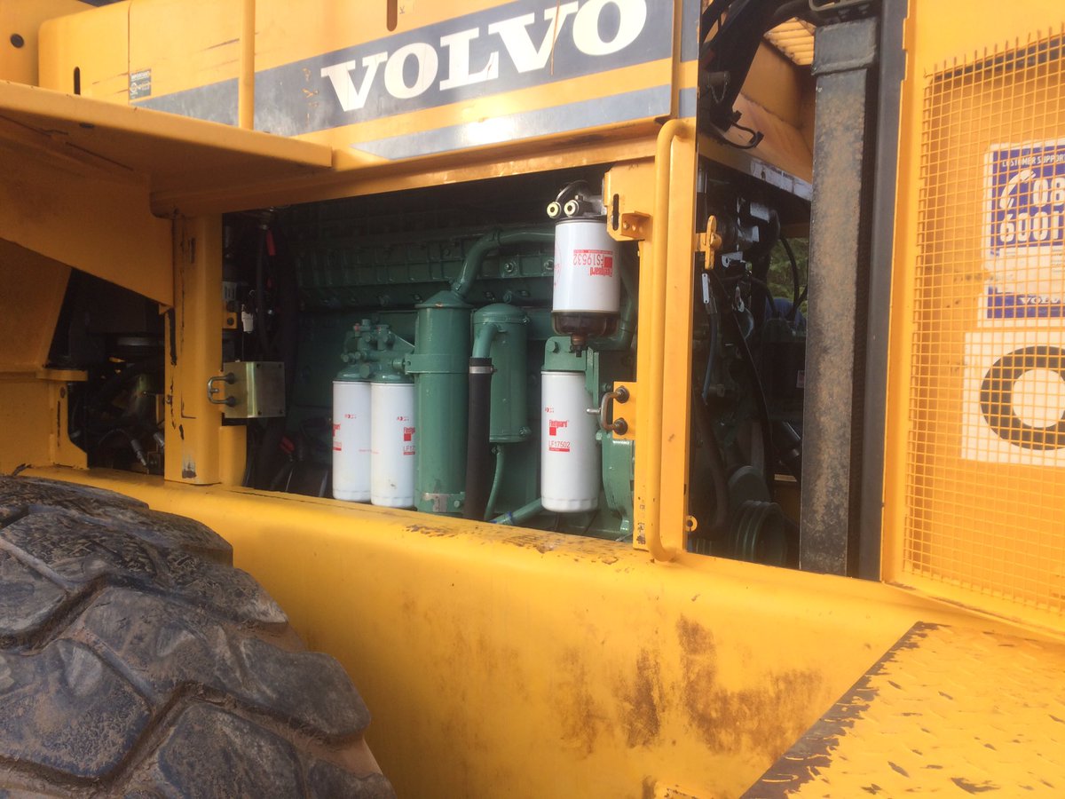 InfoPitcairn's tweet photo. Volvo TD122KHE full #recondition #plant #volvoce.  Back in machine,  massive power difference.  Customer delighted. #aggregates #scotland https://t.co/ZKJKmlkQ6X