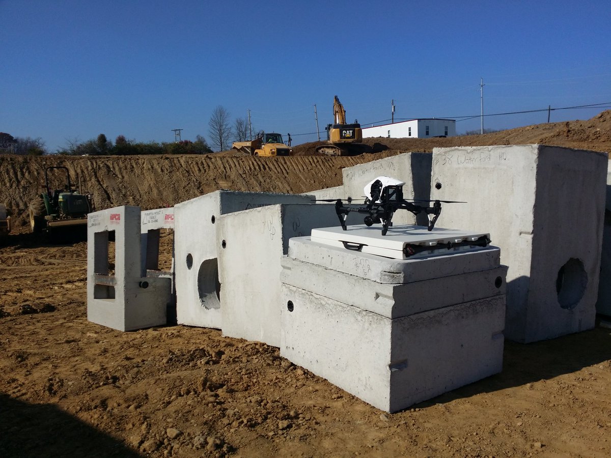 droneactivist's tweet photo. #Drone #construction progress in #Dayton #Ohio #dronestagram #dronelife #aerialphotography #DJIinspirePro #quadcopters #drones #dronesdaily https://t.co/uU7yqVcmSW