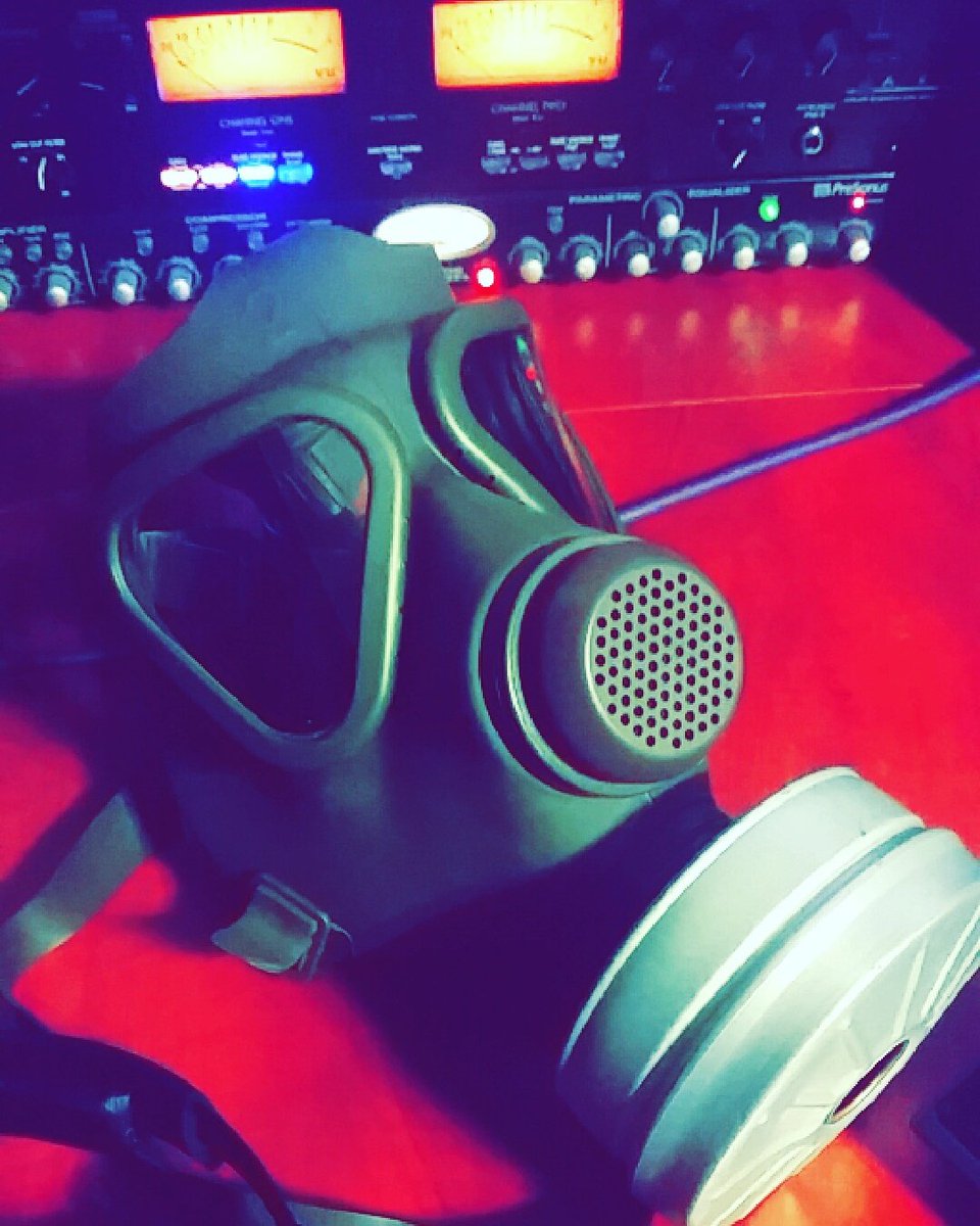 NewSide's tweet image. Got a functional gas mask for a music video. Make a nice studio decoration after. #CK3 #fallout #studio #musicvideo