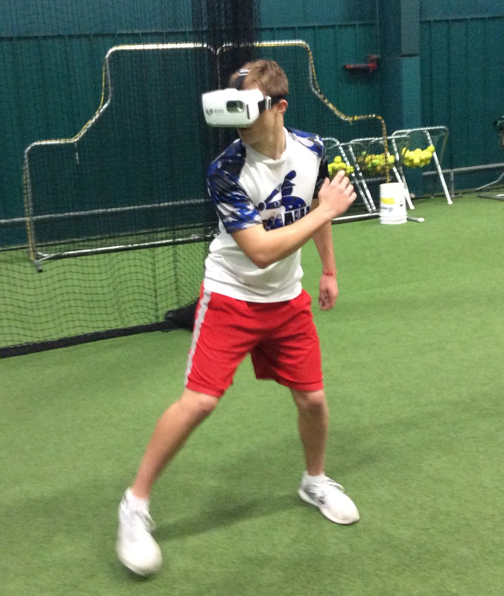 aboussienick's tweet image. Check out @HunterrelliM using @EONSportsVR Project OPS tonight at @AllStarStlouis. If u want to train with it, call ASP! #PerceptionTraining