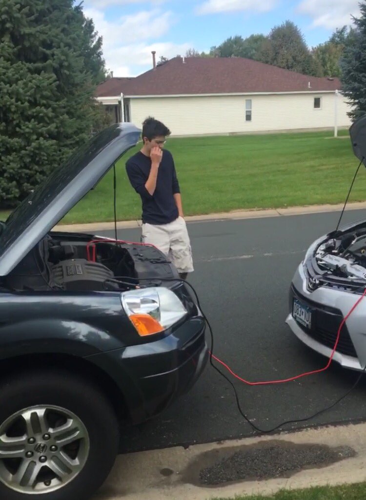 alexlagios55's tweet image. Happy Birthday @BenSimser hope you had a good one 🎉😂 #slumpy #maniquin #17?