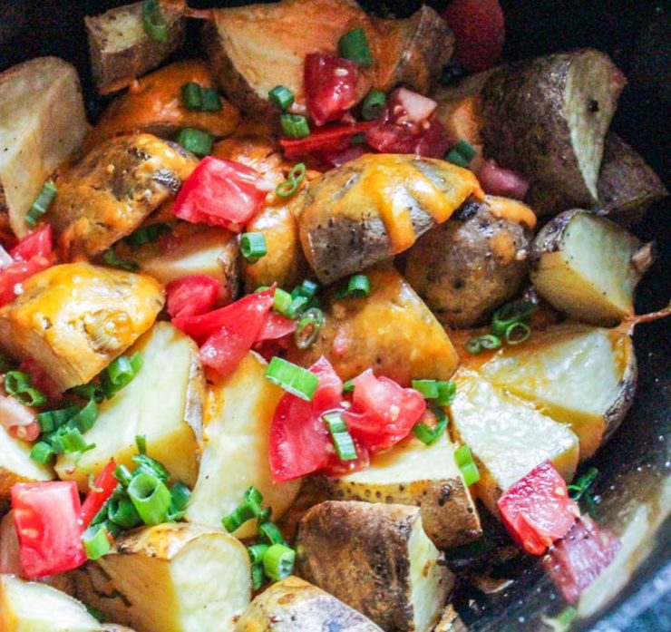 yumgoggle's tweet photo. Crockpot Loaded Potatoes #gluten-free #healthy #healthypotatoes #LisaGCooks #LoadedPotatoes https://t.co/4yaMld7m2A https://t.co/ECTuWztMVY