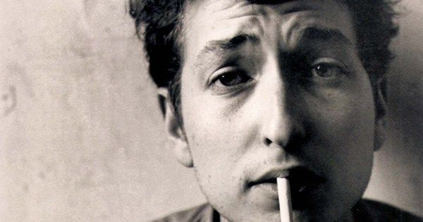brainpickings's tweet image. “People have a hard time accepting anything that overwhelms them.” Bob Dylan, once again right about everything brainpickings.org/2014/05/21/bob…