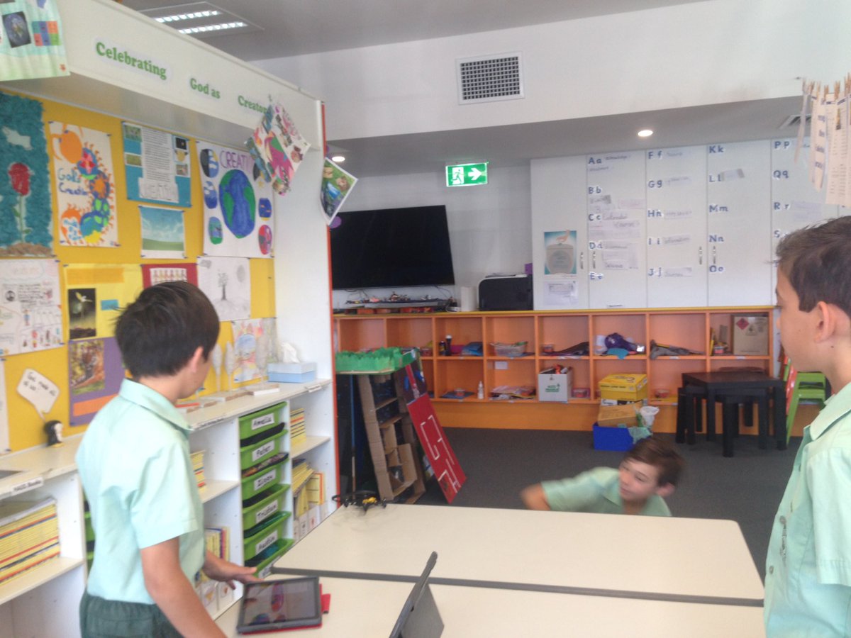LynnTomlinson13's tweet photo. Digital Club students trying to work out how to photograph with our drone #stpats_freo #Coding #ktdlt https://t.co/pW1VKPPmNn