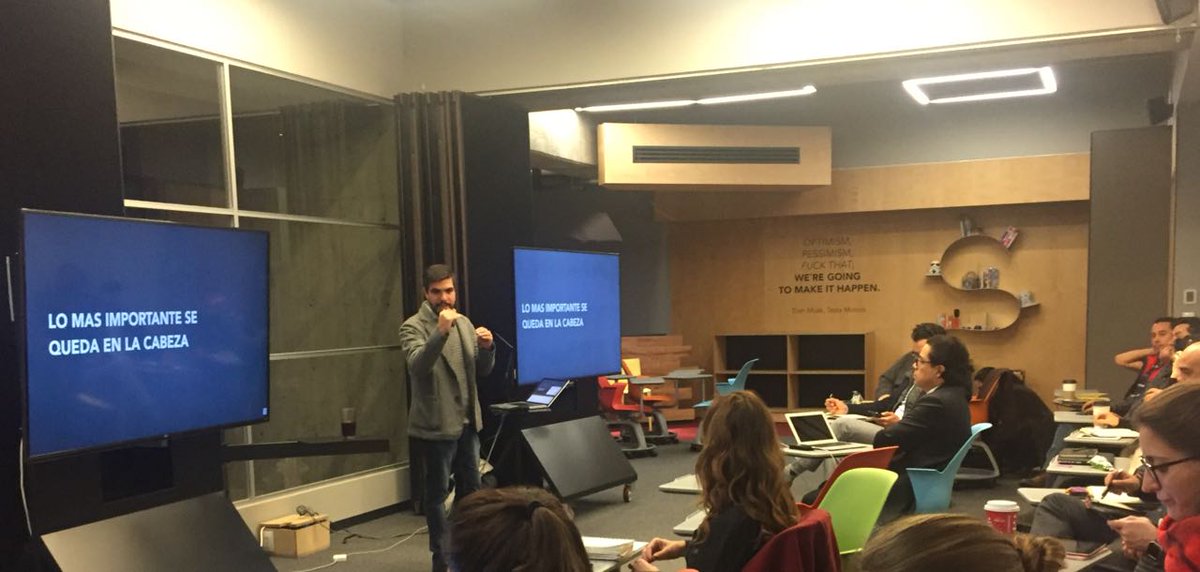 ISDI_MX's tweet photo. ¡Hoy está con nosotros Sergio Caetano de @RBinnovation en la clase de Procesos Creativos! #MIB2016 https://t.co/AwSCxOxEkk