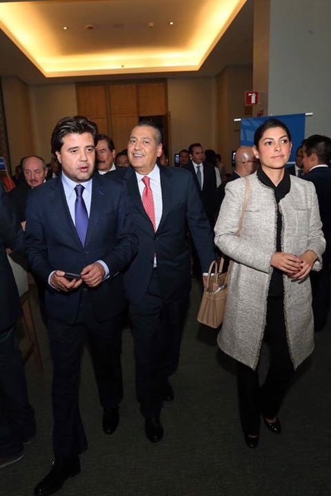 DiputadosSonora's tweet photo. Asiste @sylbeltrones a la Mesa de Políticos del Foro para Entender a México en el #EFPoliticalSummit organizado por @ElFinanciero_Mx https://t.co/v6PSTjkH34