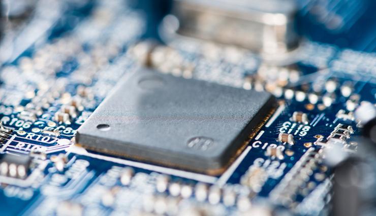 PCMag tweet picture