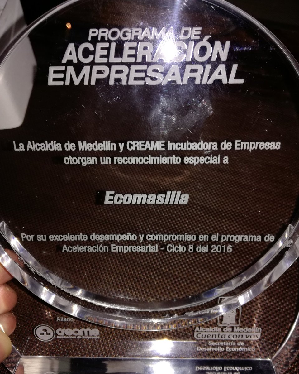 ecomasilla's tweet photo. Reconocimiento hoy en el cierre de #aceleratuempresa #enmodocreame #desarrollomed #creemostalento https://t.co/16TGwGFGbz