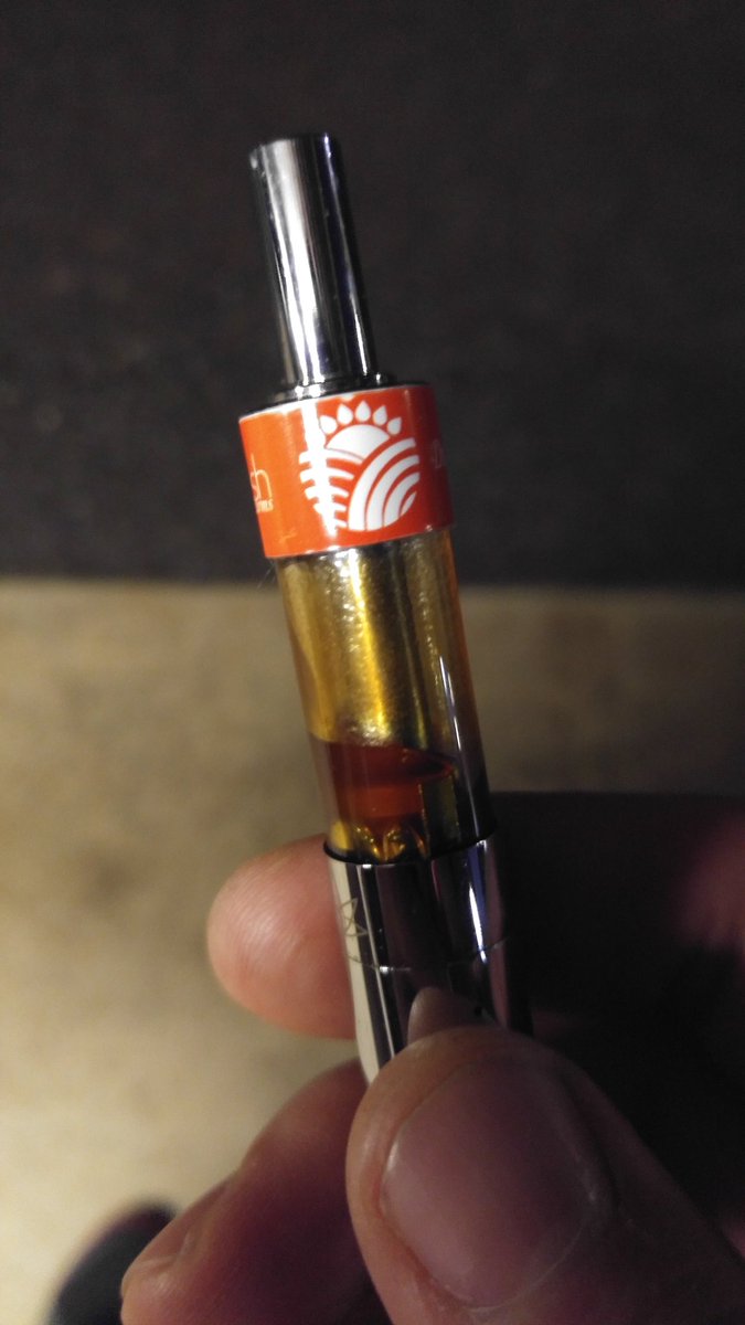 MovementOregon's tweet image. Walking in the rain feeling sofresh.