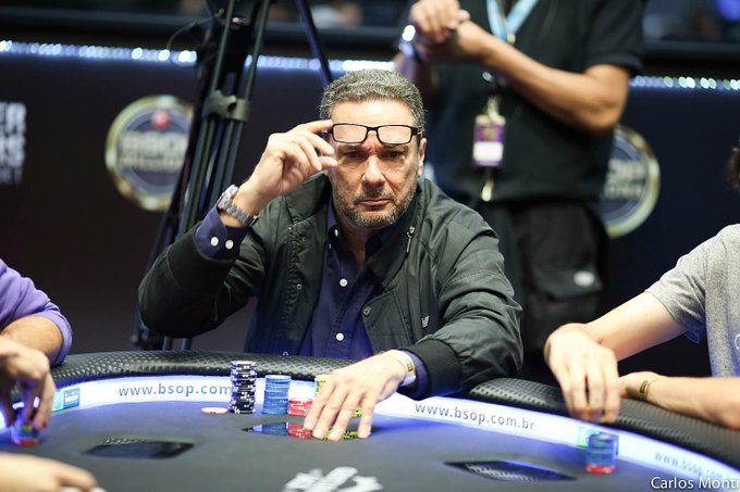 View image on Twitter