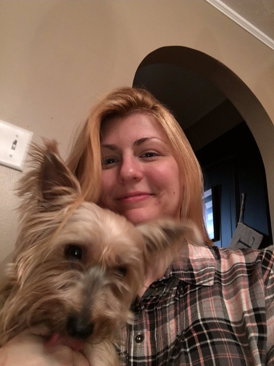 harlq0805's tweet photo. @greenteamcapt @Centerstrain01 wrong! Dogs are woman's best friend. #notmans 😂 https://t.co/eRrH45ggtW