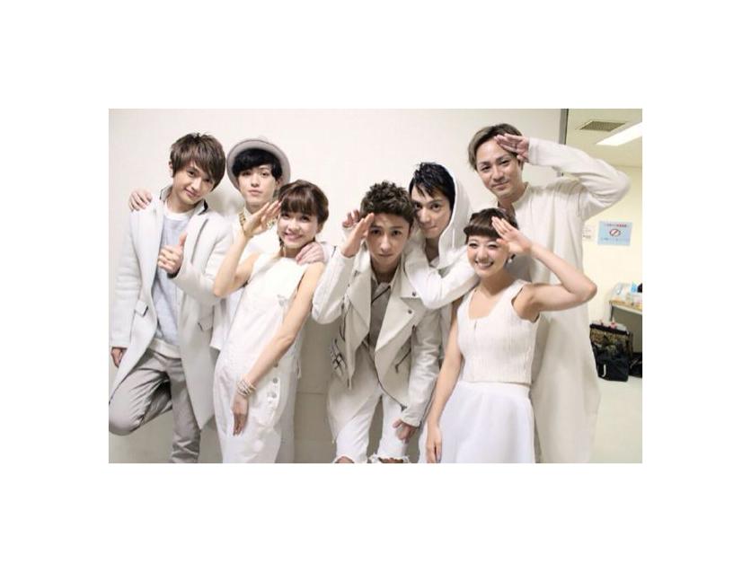____NC09300110's tweet photo. AAA紅白今年は白！！！！◯
白が似合う7人はどんな衣装かな😻😻💓
レコ大もあるし年末たのしみ～！ https://t.co/jrEawofTJd