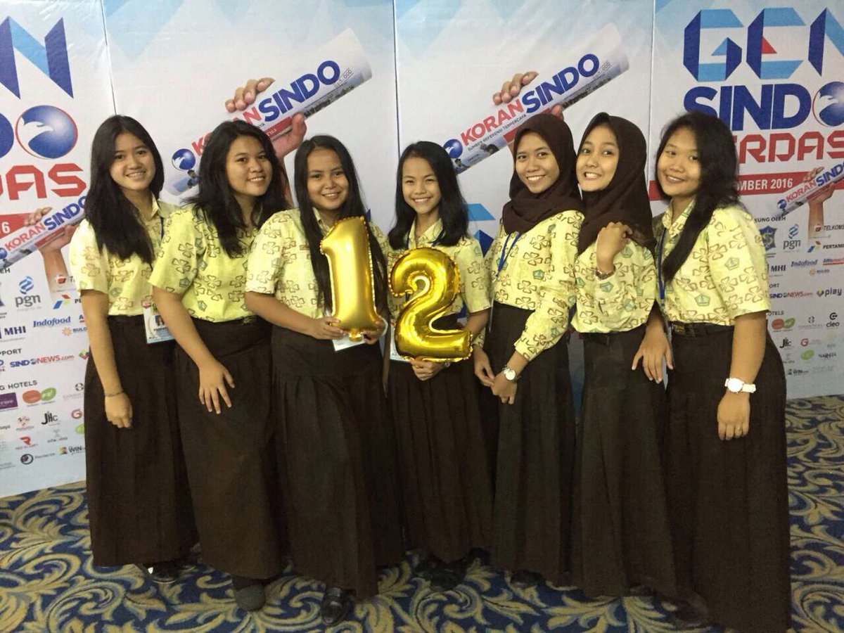 cerdas cermat dr SMAN12SBY @aliffia41 <a href="/BrittaniaUrbach/">Bbrii</a> @fadilaelzahra_ <a href="/KORANSINDO_JTIM/">KORAN SINDO JATIM</a> #GenSINDOCerdas2016