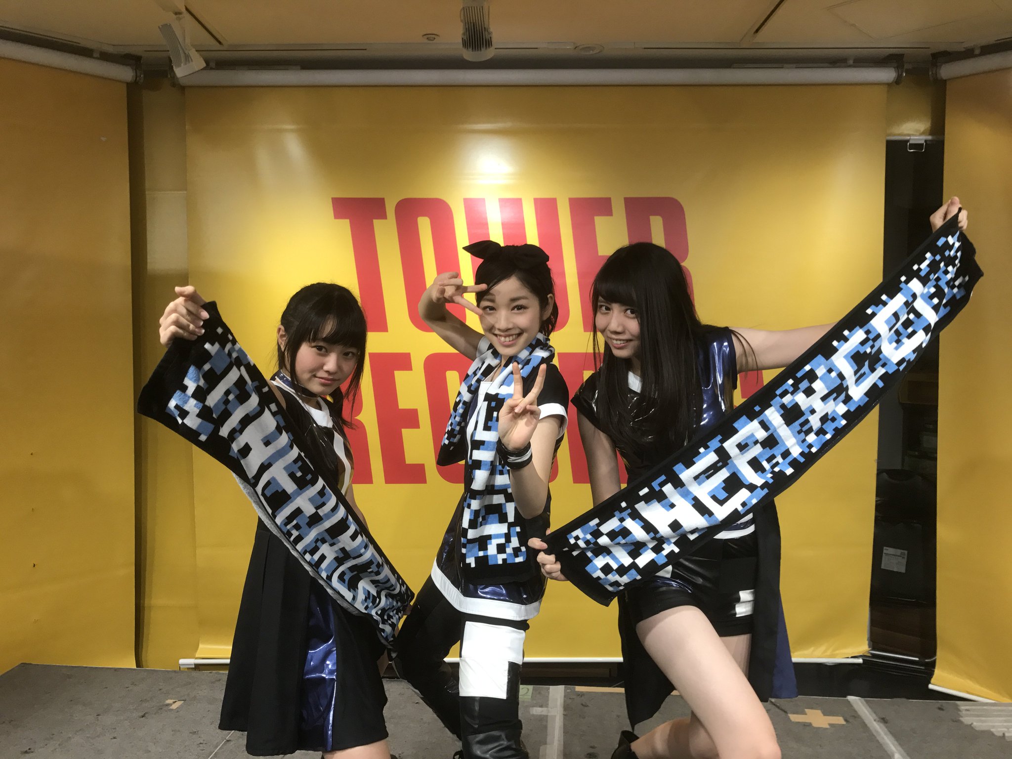 Cx_fQDZUoAA7omV.jpg:large