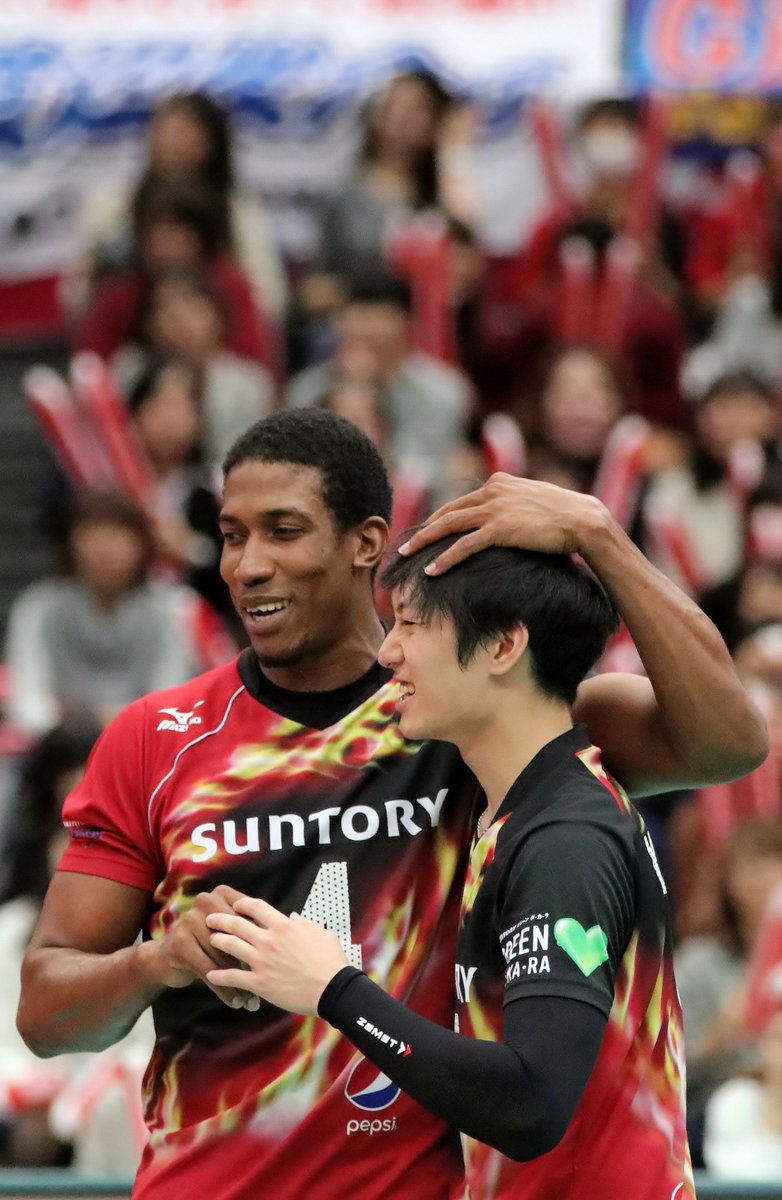 Amy Vプレミアリーグ 大阪hg サントリーサンバーズ 柳田将洋選手 ヤドリアン エスコバル選手 髪の毛お気に入りっぽい Amy Vプレミアリーグ 大阪hg サントリーサンバーズ 柳田将洋選手 ヤドリアン エスコバル選手 髪の毛お気に入りっぽい