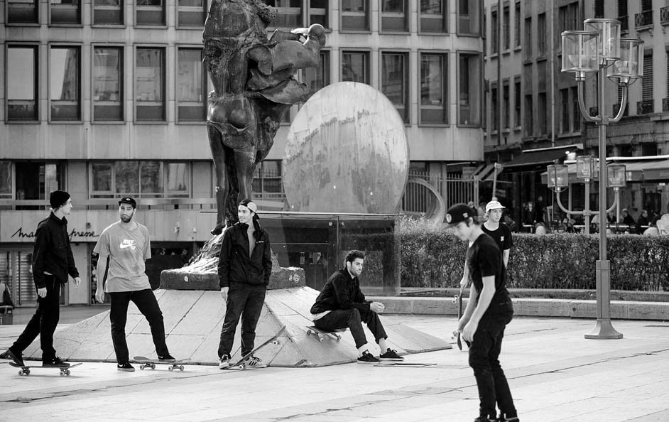 BerricsMagazine's tweet photo. Skateboarding needs your help! Sign the petition now to help save one of Lyon's most iconic skate spots! https://t.co/WBn4BUo85p #SaveHDV https://t.co/vJSXHa2YlD