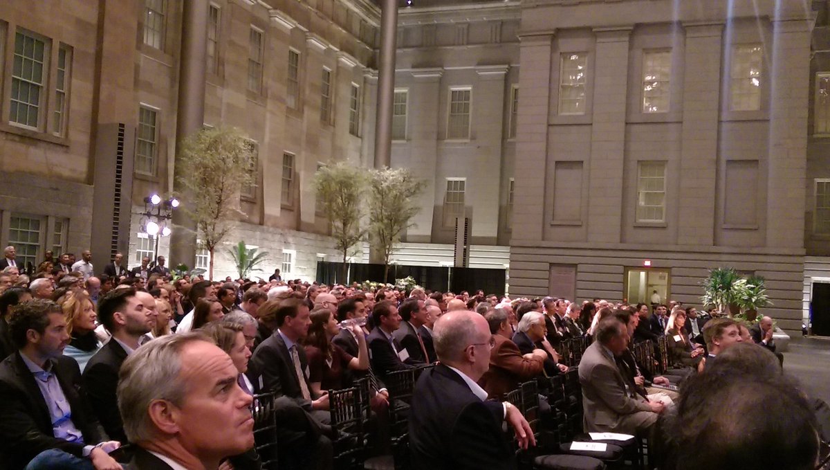 ChrisLuceyCRE's tweet image. Great conversation at @NGKF #BenchmarksDC event tonight!