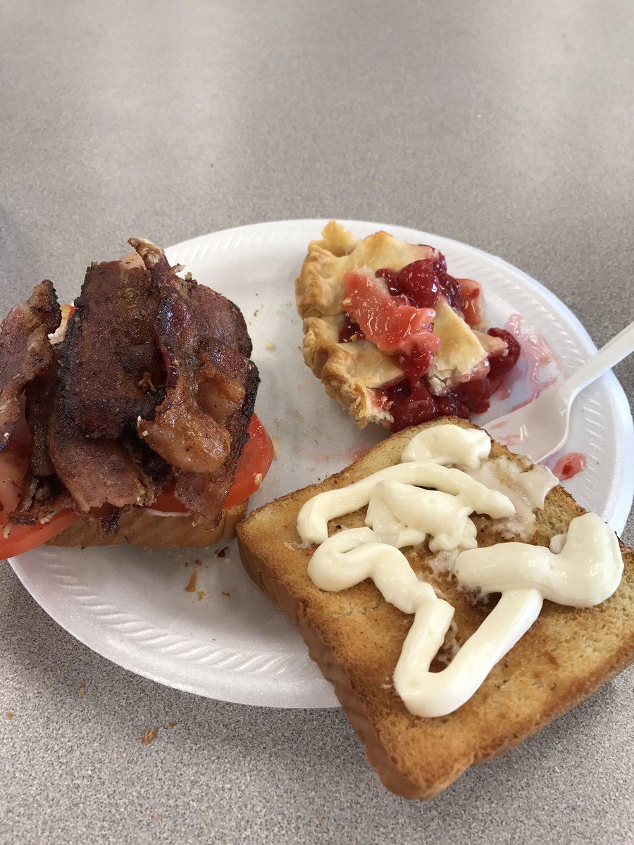 tstyles77's tweet photo. Cherry pie by @emilytaylor_365 and BLT (minus L cause gross) made by @kirstynbrooke_. I'd say our @okayfccla is doing it right! #MustangEats https://t.co/sY47KM7LX5