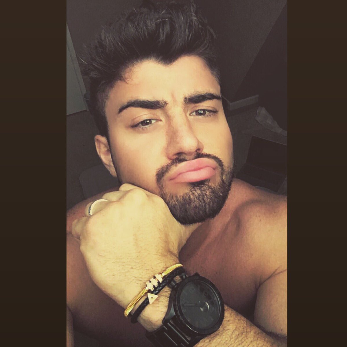 Rogan_OConnor's tweet photo. Love these new @infinitybraceuk ๐ฃ#WhenInDoubtPout https://t.co/iR62p9JGIy