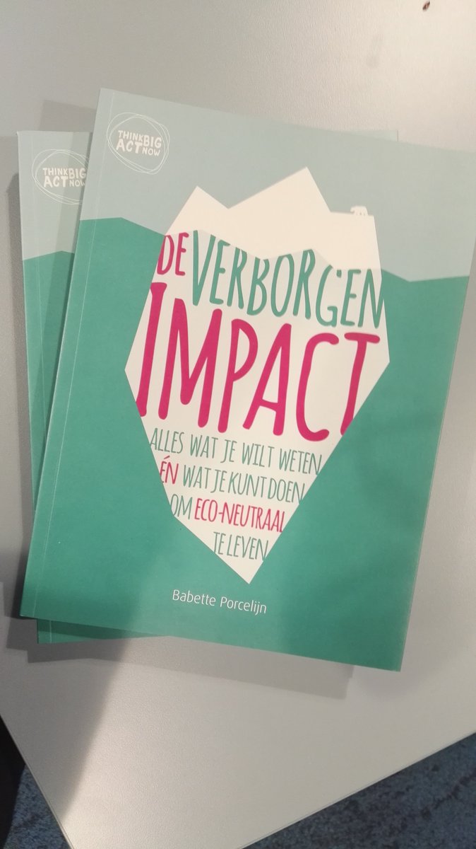 joinfutureproof's tweet photo. Hele interessante lezing/workshop, gegeven door @BabettePorcelyn en @Paradies_g over #verborgen #impact en perpersoonlijke #duurzaamheid! https://t.co/eYeKaAoIp9