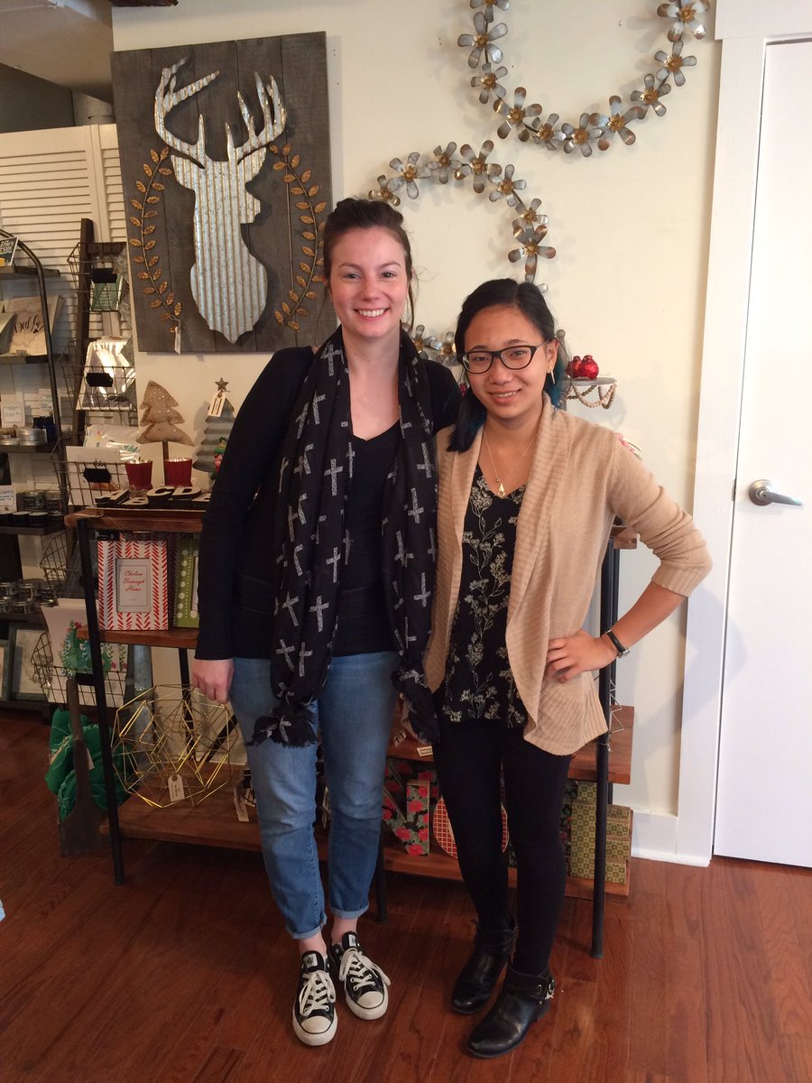 ypadublin's tweet photo. YPA is getting in the holiday spirit with @historic_dublin  and @ChelseaBorough #theDublinDifference #historicdublin #MentoringMatters #YPA https://t.co/2assER79po