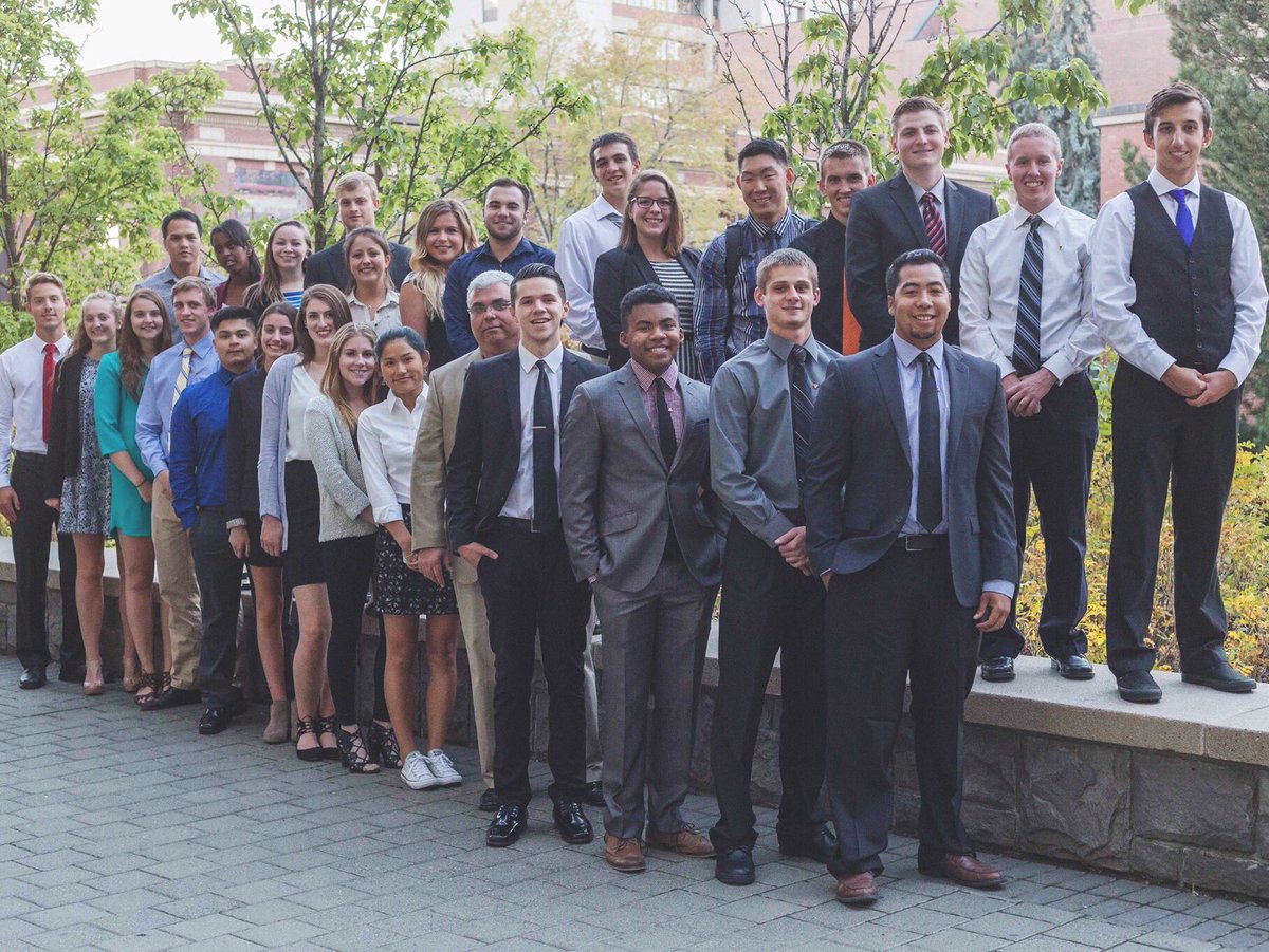 DeltaSigmaPiWSU's tweet image. Our Chapter is proud to welcome our newly initiated members to the brotherhood of Delta Sigma Pi! #ΔΣΠ #pledgeclass #deltasig