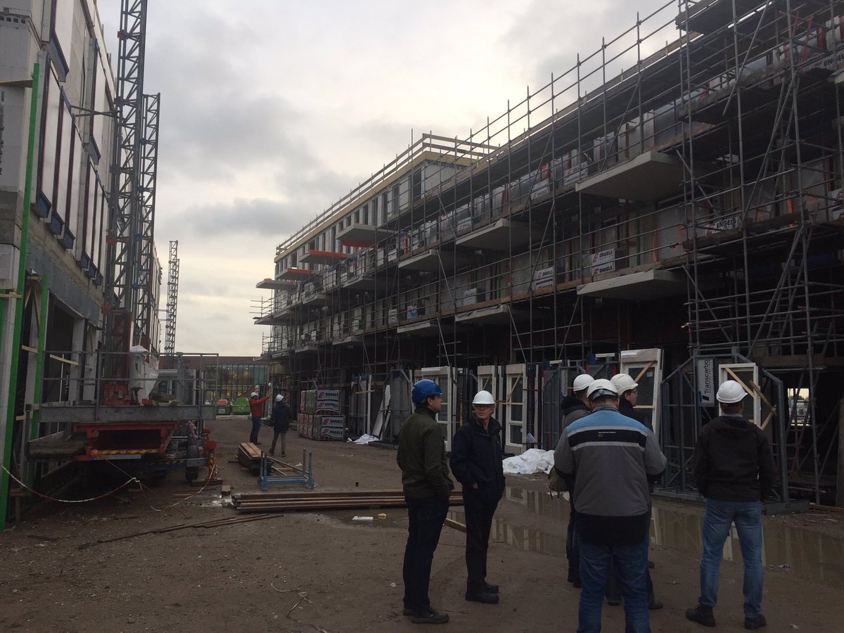 Bouwbezoek vanmiddag op Schuytgraaf Arnhem, in echt nog mooier dan virtueel <a href="/veluwezoomvk/">Veluwezoom Verkerk</a>