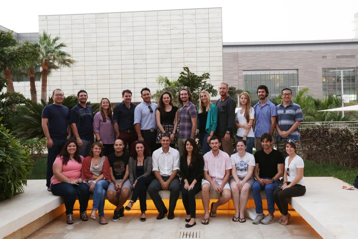 Royale Hardenstine Ph.D (@royalewithseas) on Twitter photo We took advantage of the fact that we were actually all in one place! A successful <a href="/ReefEcologyLab/">Reef Ecology Lab</a> group photo. We took advantage of the fact that we were actually all in one place! A successful <a href="/ReefEcologyLab/">Reef Ecology Lab</a> group photo.