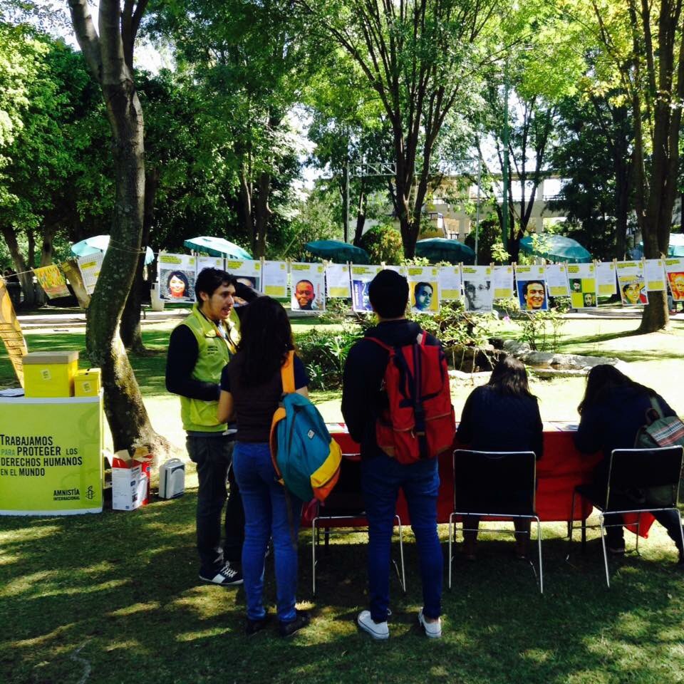 AIMxOcc's tweet photo. 2do. Día del Maratón de Cartas Universitario #EscribePorLosDerechos @CUCEA_OFICIAL 
#W4R 
@AIMexico https://t.co/Xi13umhhnp