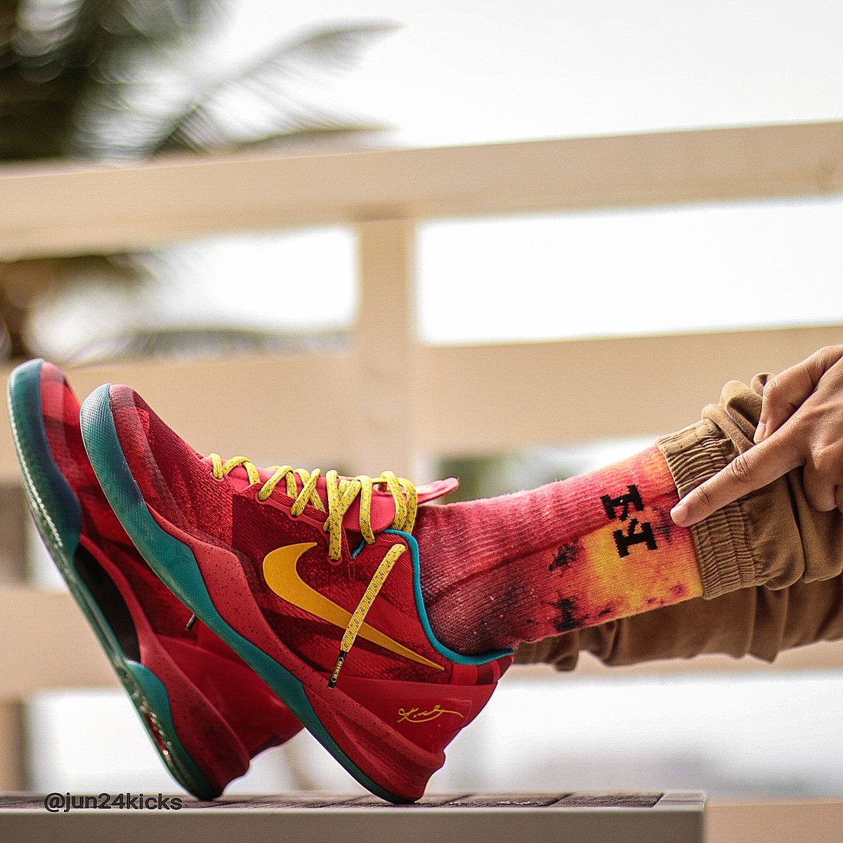 AmazingSneaks's tweet photo. 'Fire Galaxy' HoopSwagg Brand socks with Kobe 8's! Pick your pair up today at https://t.co/MRgFqwwYGY! https://t.co/KcpMn4tWAX