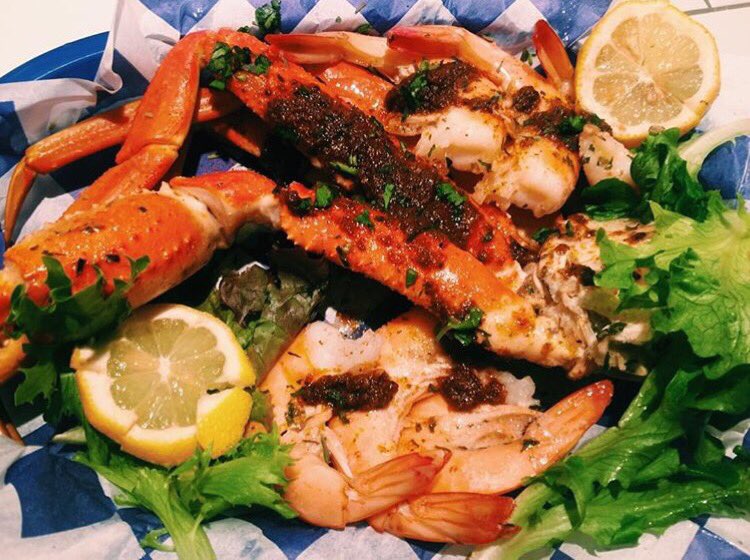 Our Shrimp and Crab Combo, a 1/2 lb of crab legs and a 1/4 lb of shrimp served in our house made garlic and spicy butter 🔥🔥 🦀🦀