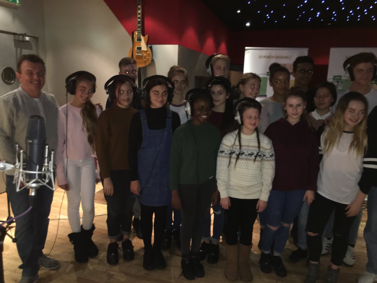 outofsync8's tweet photo. @chaywebber10 singing with Sylvia Youngs for @WestEndSingCL30 #ifweonlyhavelove #CL30 Christmas single for Childline https://t.co/nH9QEATYYn