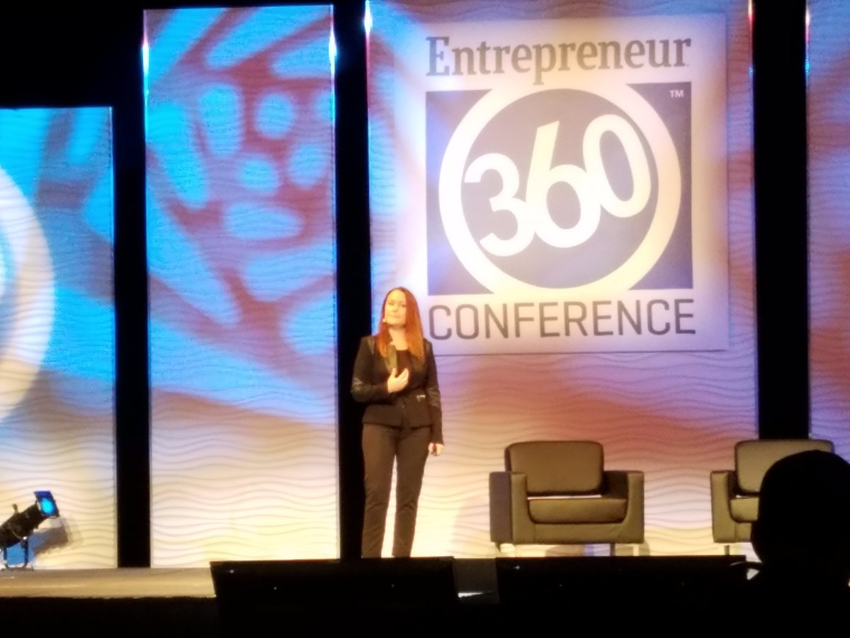 "Surround yourself with people who are super smart, but not the same." ~ @RachelPayne, Founder/CEO of FEM Inc. #E360 #Entrepreneur #Startup