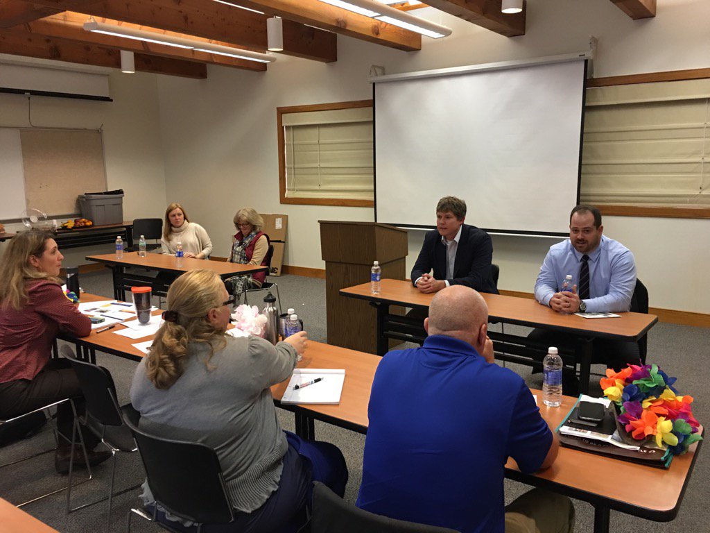 UDExtension's tweet photo. #LEADelaware participants listen to an expert #media panel @kvoDE @MollyMurraytnj @jwstarkey @SeanClougherty https://t.co/WCeKoAAXxa