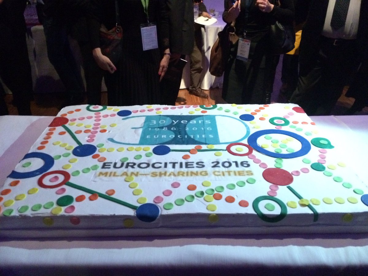 EUROCITIES's tweet photo. Happy birthday #EUROCITIES! We celebrate our 30 years anniversary! /FB https://t.co/TBy1N5UIVa