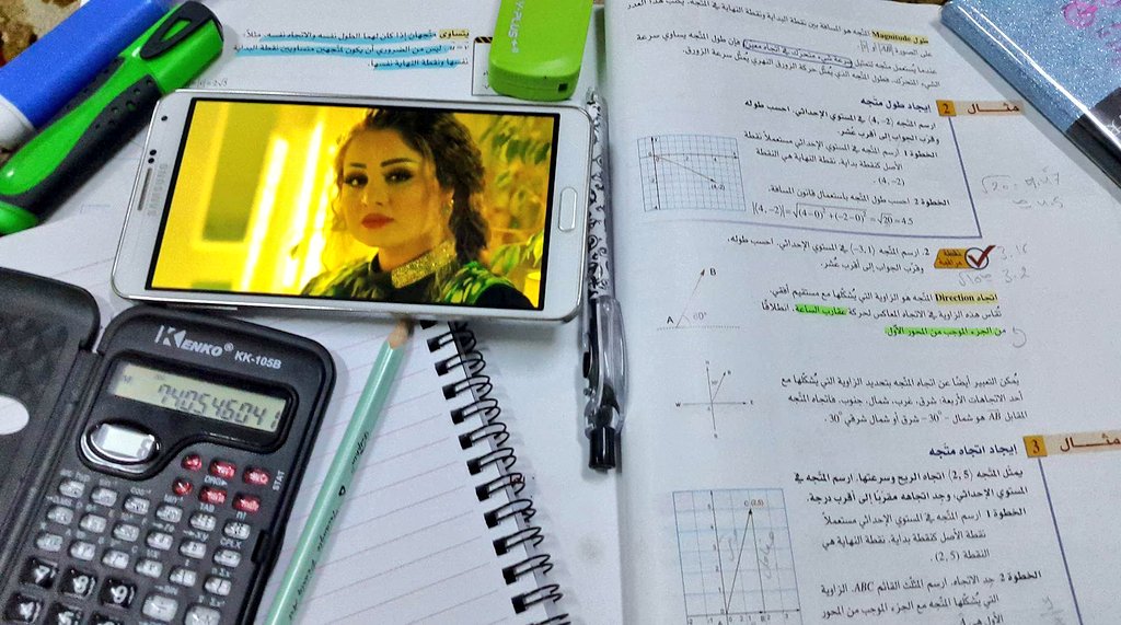 samagm711's tweet photo. @ParwazOfficial برواسيتي والرياضيات 🙈🙈فتحتي نفسي على الدرس ...ادعيلي😢
بحبكككككك😍😍😍😍 https://t.co/4G3e1G62GX