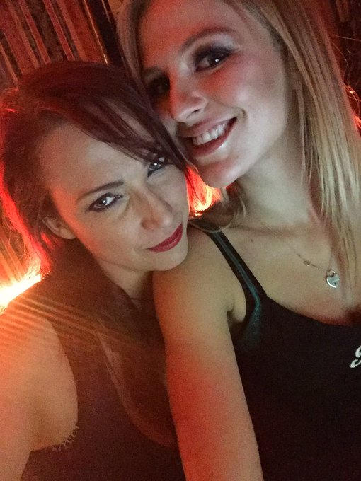 What you missed at @SardosBar #PSK last night! Me &amp; my bestie Summer! https://t.co/pO6OxnMjL1<a class="tags" target="_blank" title="On Twitter" href="/?out=eyJ0eXAiOiJKV1QiLCJhbGciOiJIUzUxMiJ9.eyJpYXQiOjE3MjEzNTQ5NjEsImlzcyI6InR3cG9ybnN0YXJzLmNvbSIsIm5iZiI6MTcyMTM1NDk2MSwiZXhwIjoxNzUyODkwOTYxLCJyZWRpcmVjdF91cmwiOiJodHRwczovL3R3aXR0ZXIuY29tL1NhcmRvc0JhciJ9.CPm-uieMvzH2qJV-3rsekJQkfgKBdvOvqIvPo4zLp-TVASf_L9cx5-W6VFSEmbCZetJNZ9mr9kSFNfqwKTKvmQ">@SardosBar</a><a href="/tag/psk"class="tags">#PSK</a>