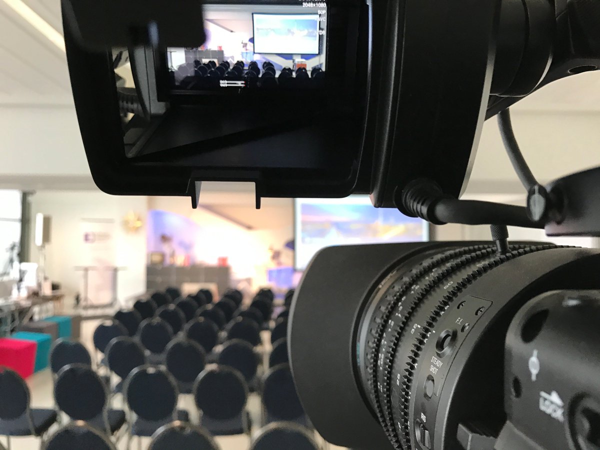 BerlinVC's tweet photo. Missed 1. #vcmasterclass yesterday? Uncut video @GermanStartupsG FB feed or Youtube: https://t.co/ZEGEKHaYu5 #startup #financing #exit #vc https://t.co/D6R64ysljF