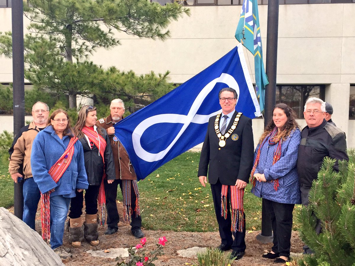 Honoured to join Derrick Pont and members of the <a href="/NRMetisCouncil/">Niagara Métis</a> to raise <a href="/MetisNationON/">Métis Nation of Ontario</a> flag &amp; celebrate #louisrielday at <a href="/NiagaraRegion/">Niagara Region</a> HQ