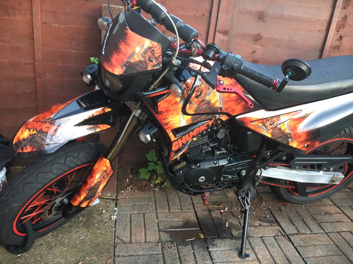big_Arron1987's tweet photo. So then what we all think #supermoto #chucky #CHUCKY7  #love #superbykermr https://t.co/pTrUz2dA6K