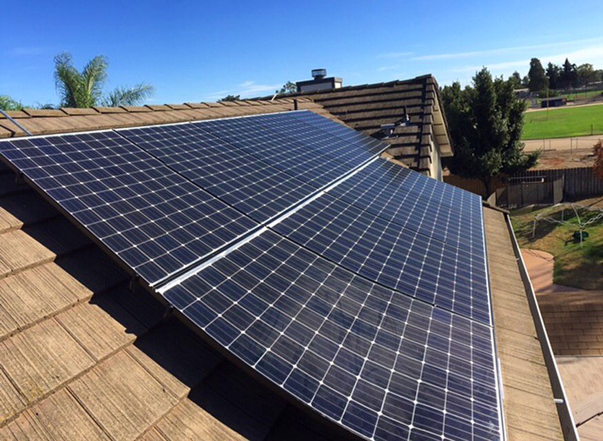 DividendNow's tweet photo. Changing the π one roof at a time. 5kW installed in #California π
#TEAsolar #futureisclean https://t.co/dKpx3G6Egt