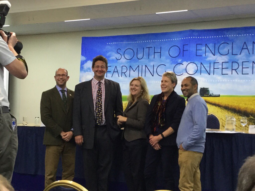 Big thanks to our speakers fascinating #debate #farmingconference <a href="/helenbroorganic/">Helen Browning</a> <a href="/No1FarmerJake/">Jake Freestone</a> <a href="/RobinSundaram/">robin sundaram</a> <a href="/charlottebsmith/">charlotte smith</a>