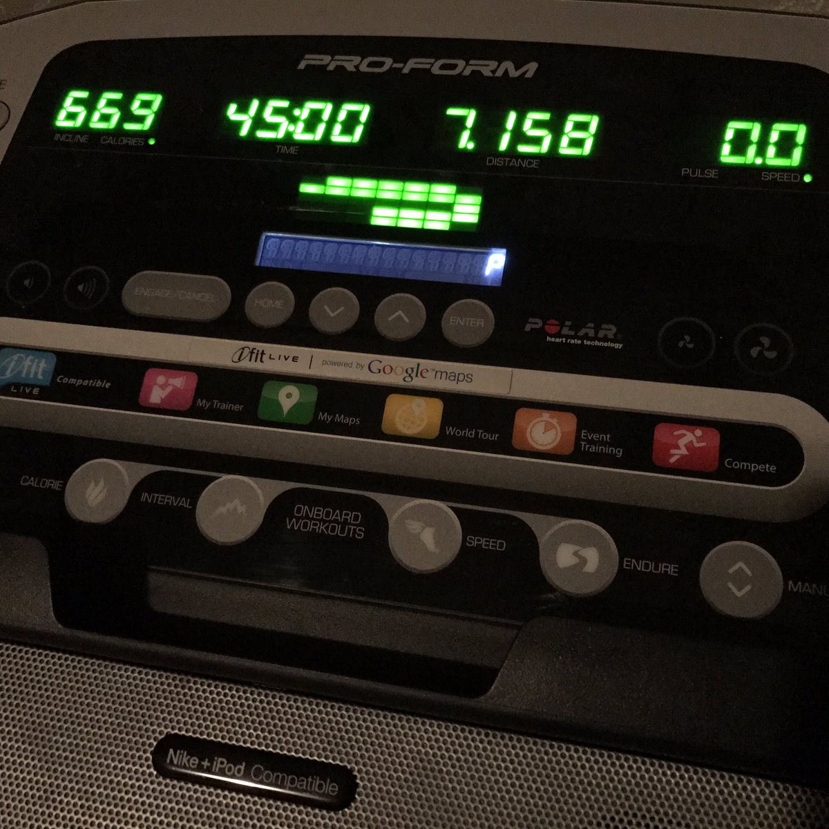 amalicet's tweet photo. Séance #TapisDeCourse : 7,16 km en 45' EF (71% FCM). #running #Garmin #GarminConnect #HokaOneOne #Vanquish2 #Proform #Performance1250 https://t.co/ru1zPCPGZ0