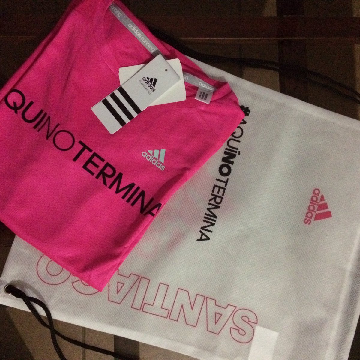 runninglove_cl's tweet photo. Listas para el sábado! #AquiNoTermina 💪Pueden obtener su kit en la tienda @adidasCL en @CostaneraCenter !! https://t.co/OkOgPw4P0q